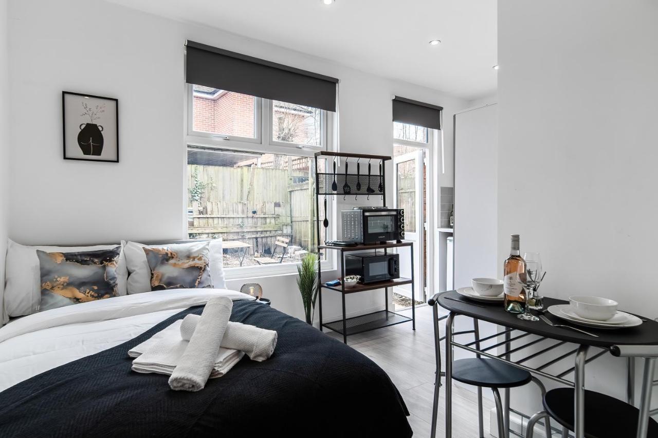 Livestay-Modern Studio Rooms In Zone 2 Лондон Екстер'єр фото